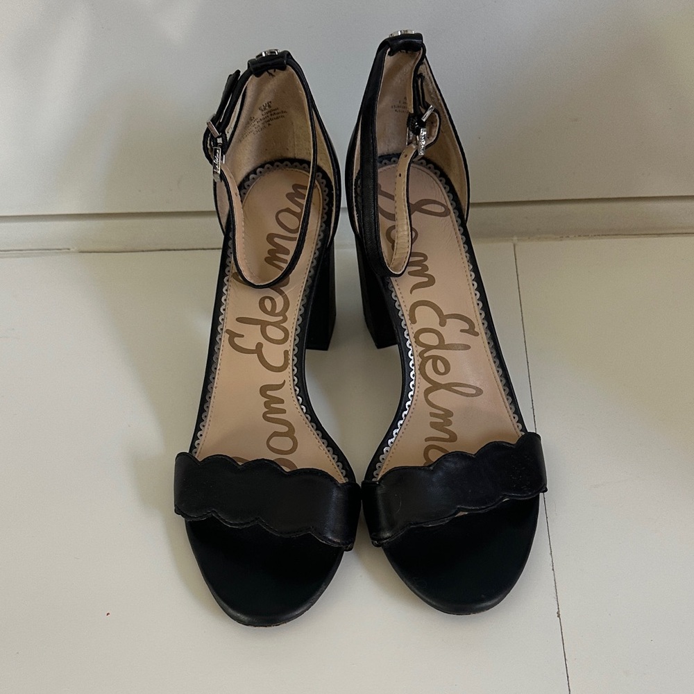 Sam Edelman Black Scalloped Heels